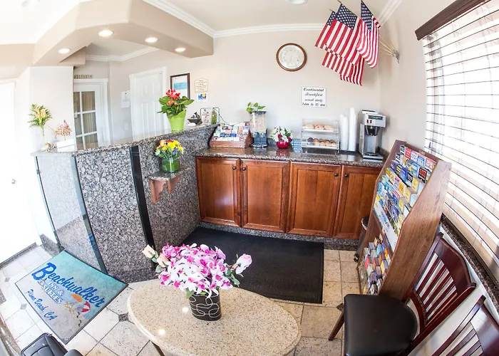 Beachwalker Inn&Suites